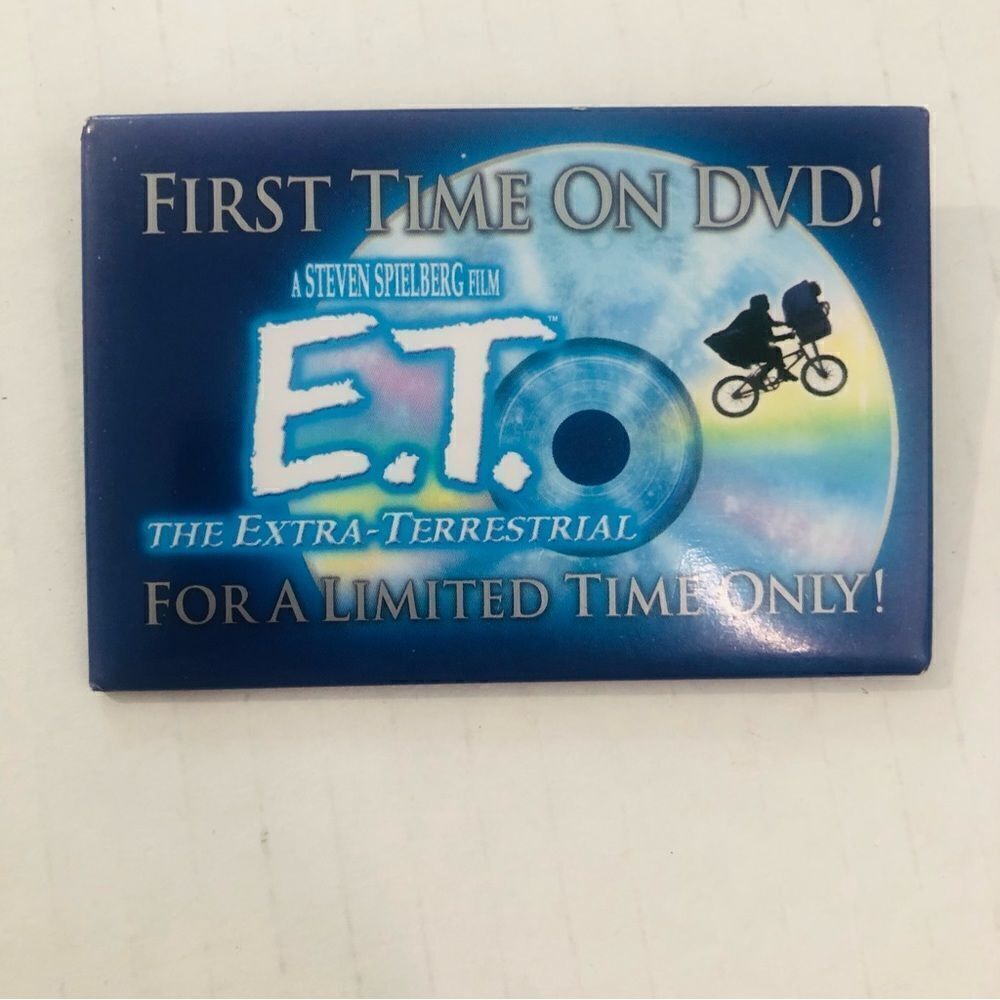 E.T. First Time On DVD Promotional Pin Back Button‎ 2002 Collectible Vintage